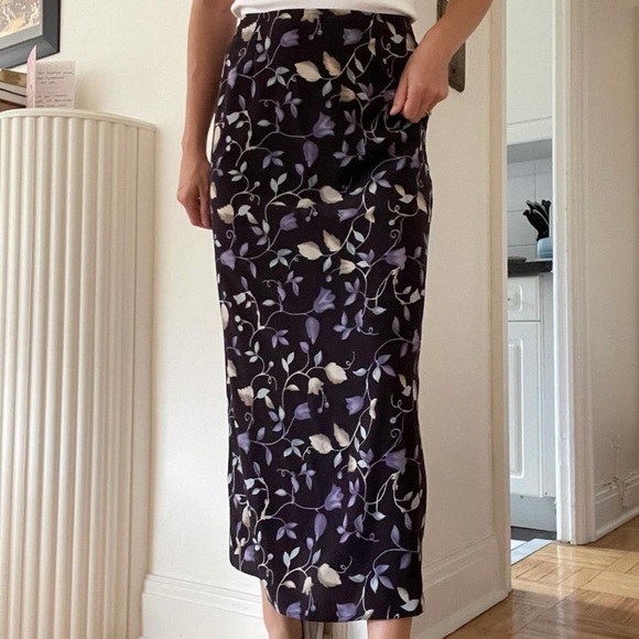 Vintage Maxi Skirt - Picture 4 of 10